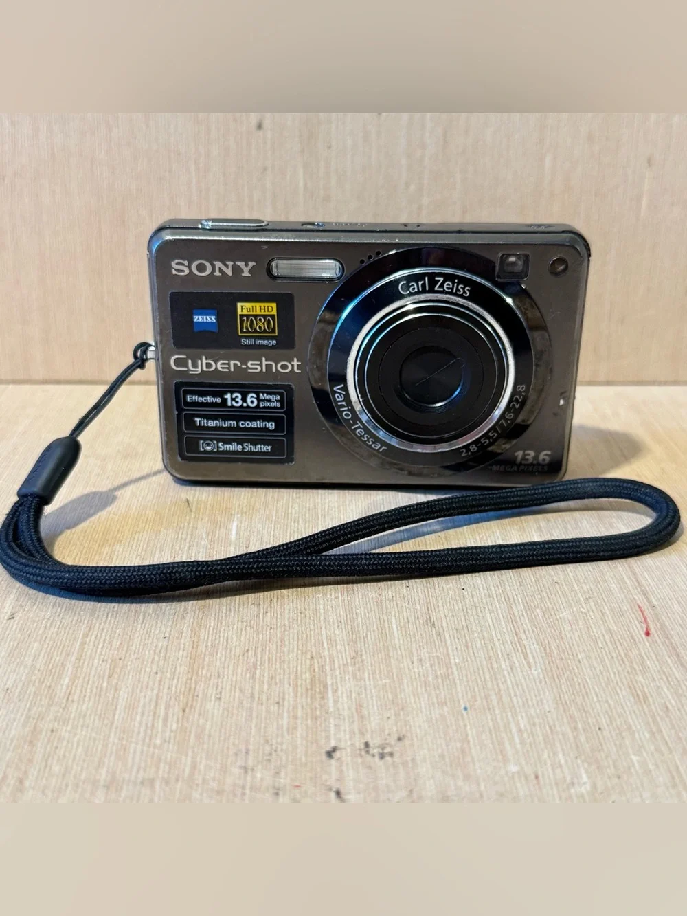 Sony Cyber-shot DSC-W300 13.6MP Dig Camera Blk BROKEN Lens Won’t Open Parts Only